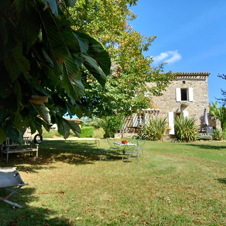 Gites Lalaurie Sauveterre-la-Lémance 部屋 写真