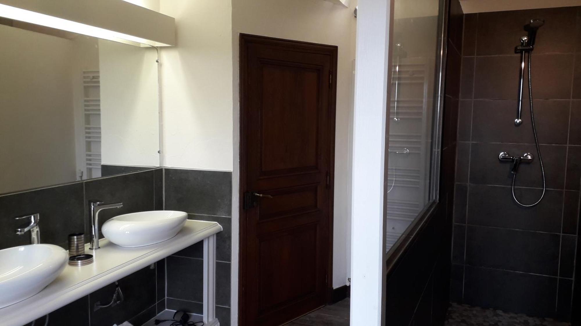 Gites Lalaurie Sauveterre-la-Lémance 部屋 写真